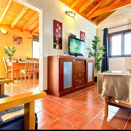 Casa Pavon De La Fortaleza Chipude بيت للعطل El Cercado